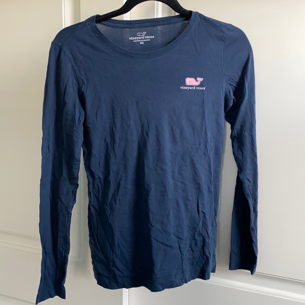vineyard vines navy long sleeve
